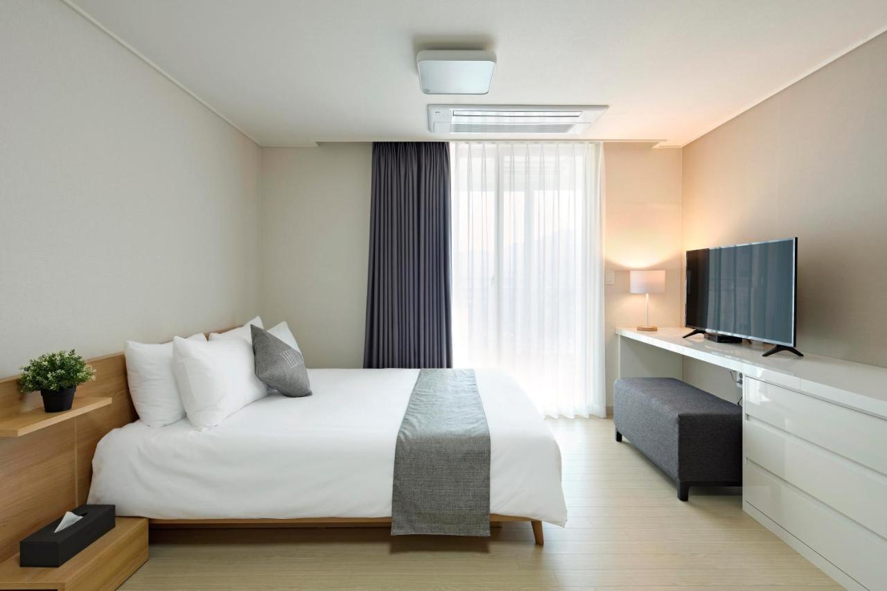 Geoje Leein Stay Hotel Exterior foto
